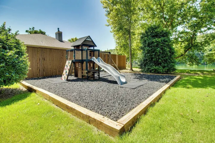 Cotter Home w/ Direct Access to White River!