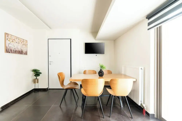 Elysee apartment 9A