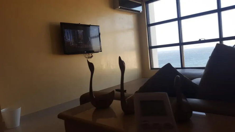 Newcenter Suites