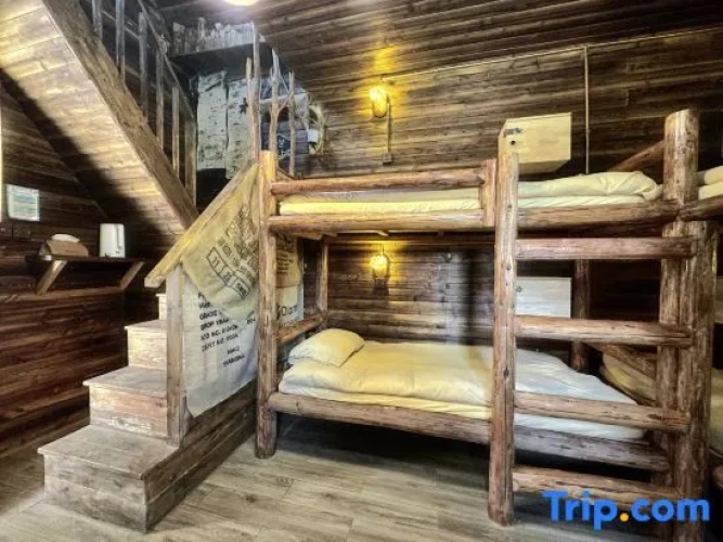 Bed in Dorm (female dorm)