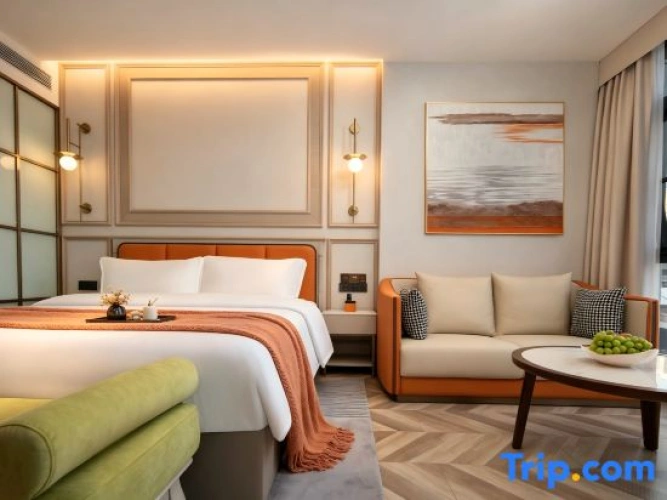 Deluxe Double room with courtyard view