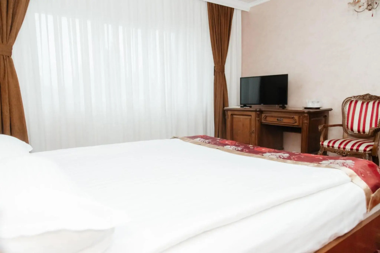 Hotel Capitol