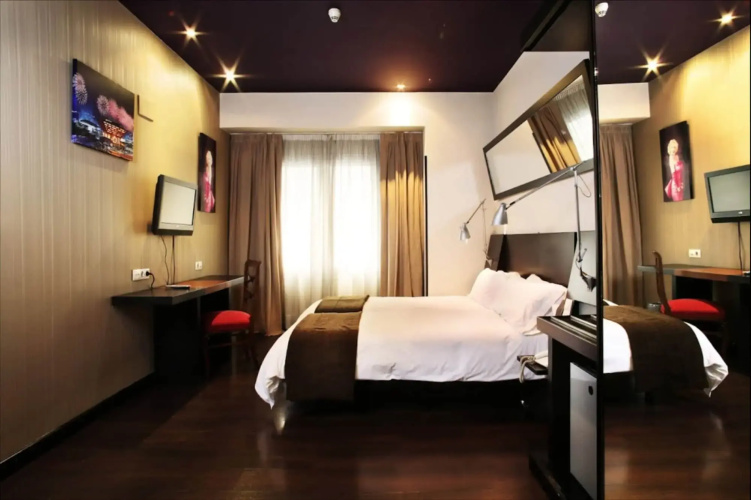 Hotel Avenida Gran Via