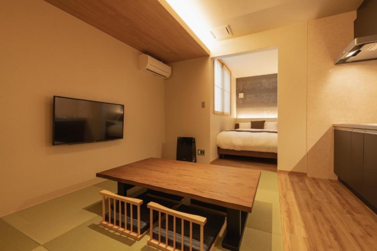 Economy Quadruple room