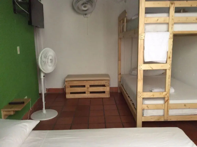 Green Nomads Hostel