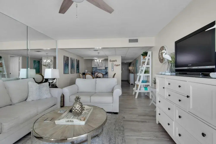 Windward 203 at Edgewater