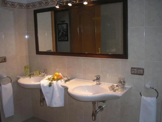 Deluxe Double room with balcony and with sea view