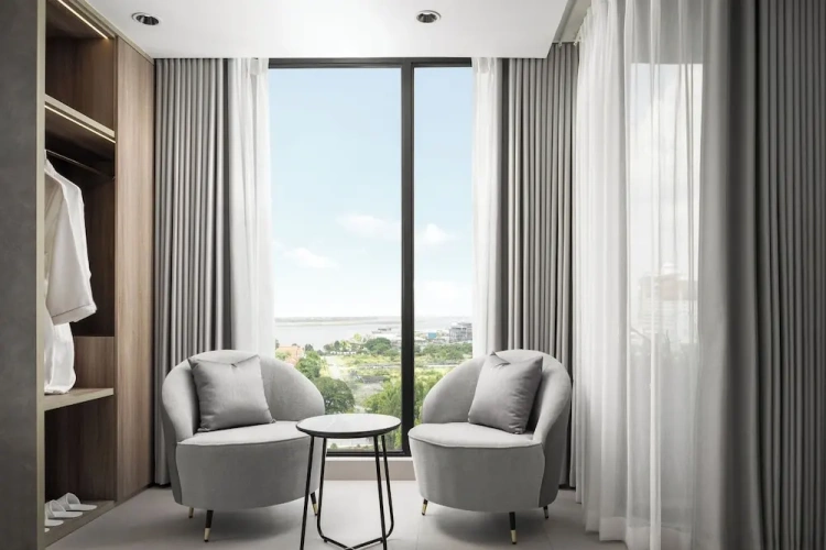 1 Bedroom Premier Triple room with city view