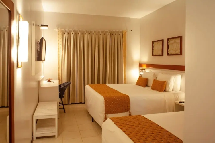 Standard Suite seafront