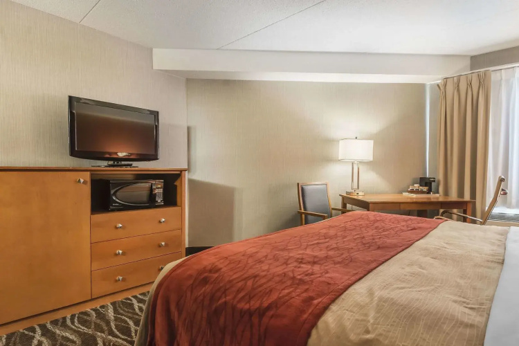 Spark by Hilton Oshawa