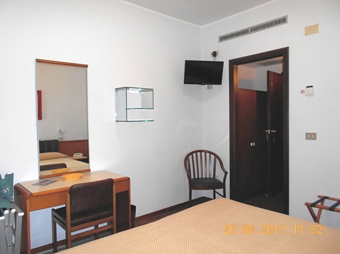 Standard Single room with sea view