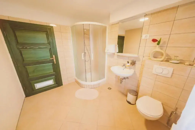 Hostel Gabronka