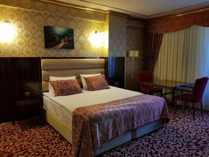 Savona Otel