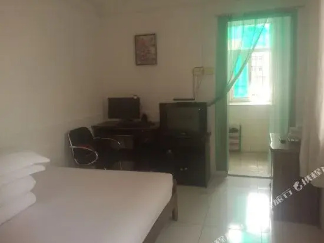 Junyi Hostel Hotel Overview