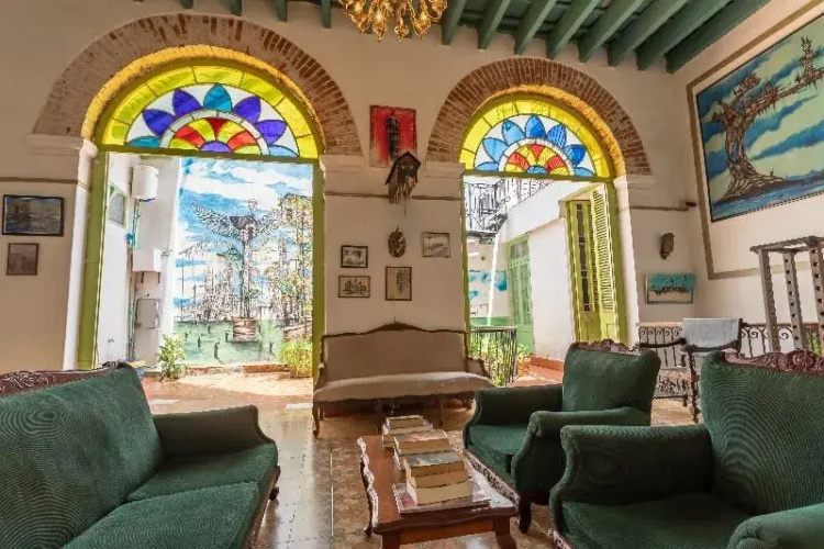 Casa Vieja