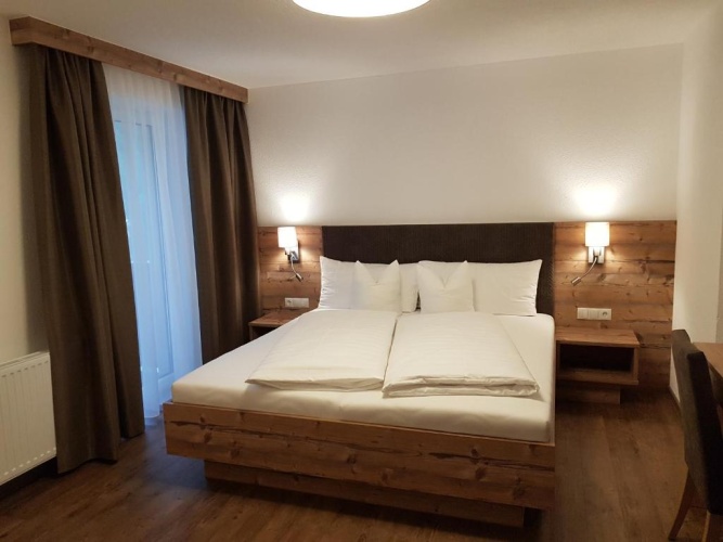 Standard Triple room with balcony