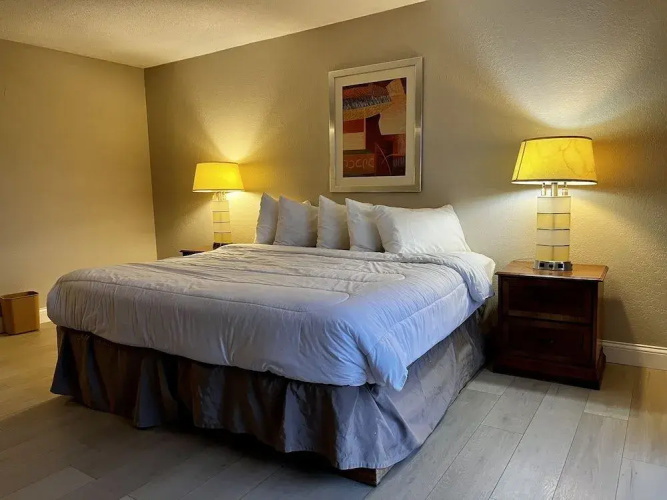 Miami Suites Hotel