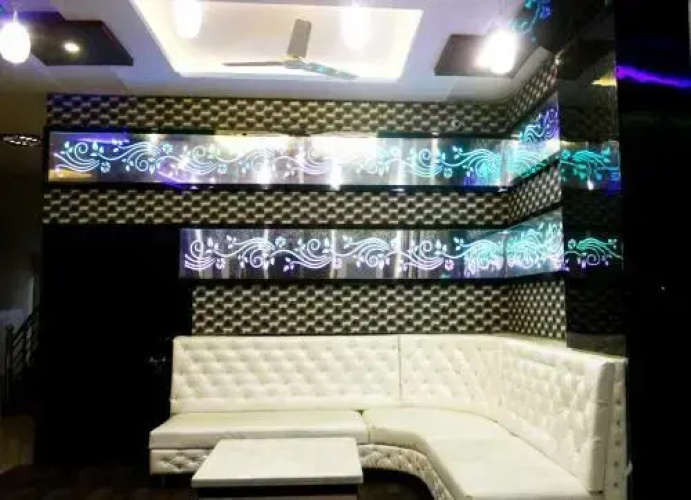 Hotel G K Jain
