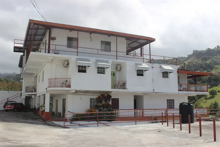 Murray Heights Hotel