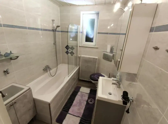 1 Bedroom Apartment with balcony