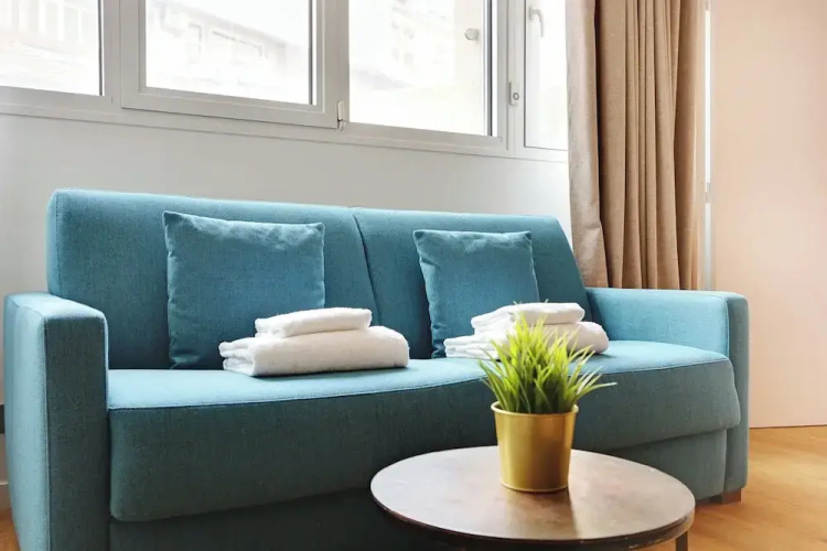 Apartment for 6 People in Paris
