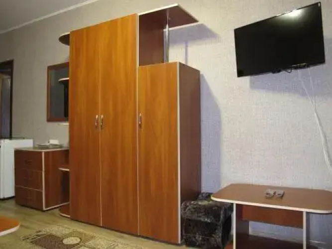 Otel' Vostochniy 284