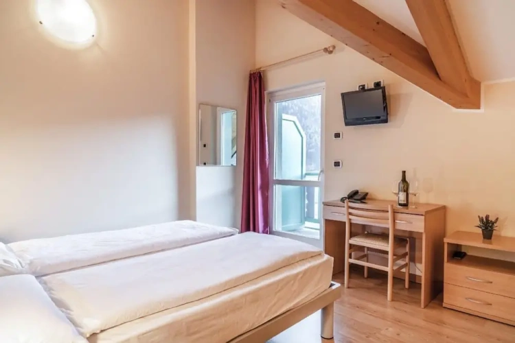 Classic Double room with balcony