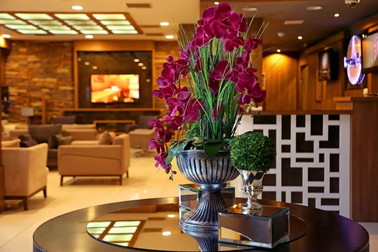 Paris Park Hotel