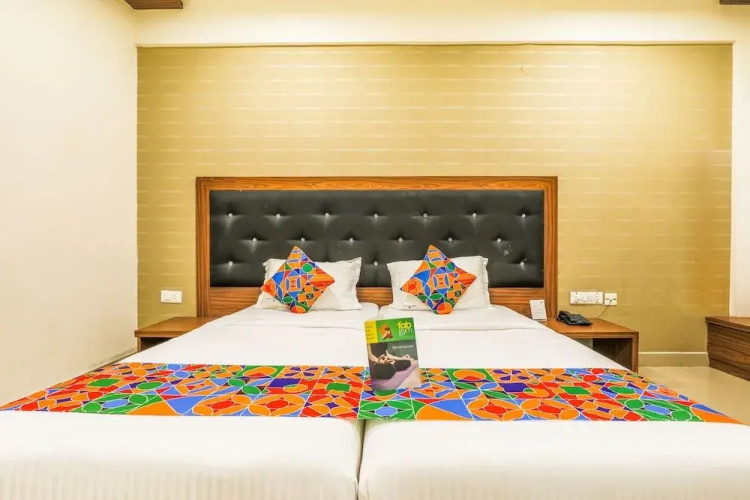 Fabhotel Star Holiday