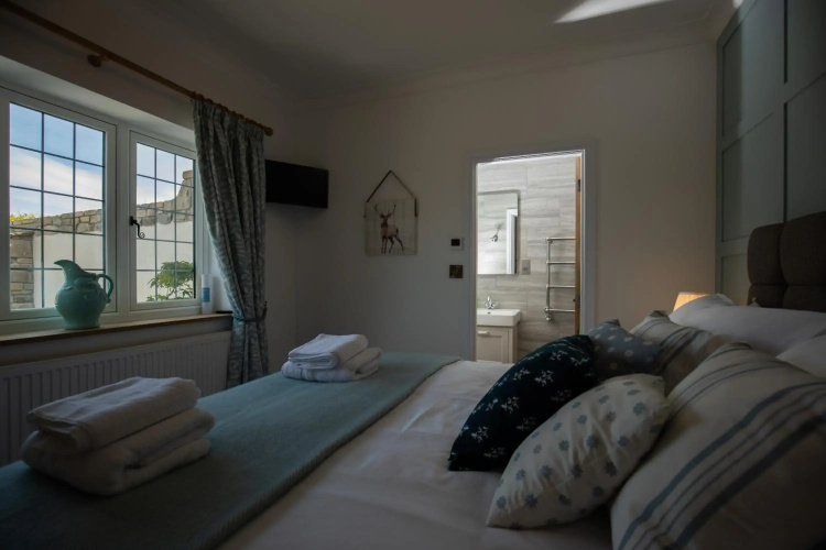 Exclusive Holiday Accommodation - Bancoft Cottage