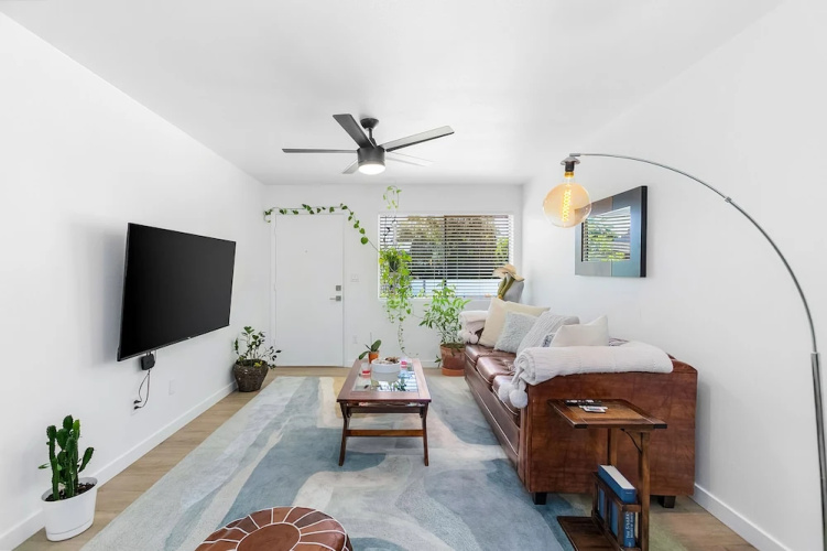 Citrus Blossom 1BR Condo with Pool