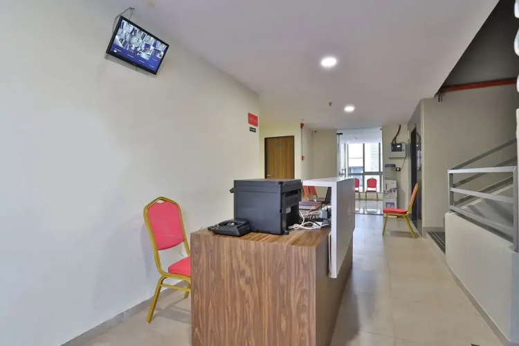 Vivanna by OYO Rooms