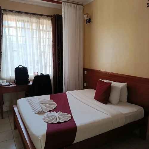 Superior Single room with pool view