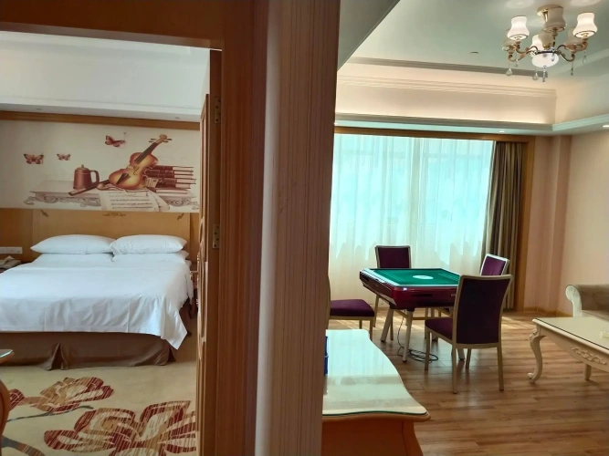 Double Suite