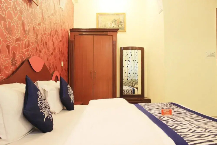 OYO 1946 Hotel Vinayak