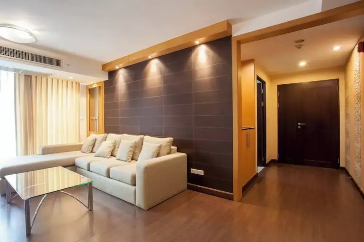 5A - 2 Bedroom Downtown Apartment With Shared Pool
