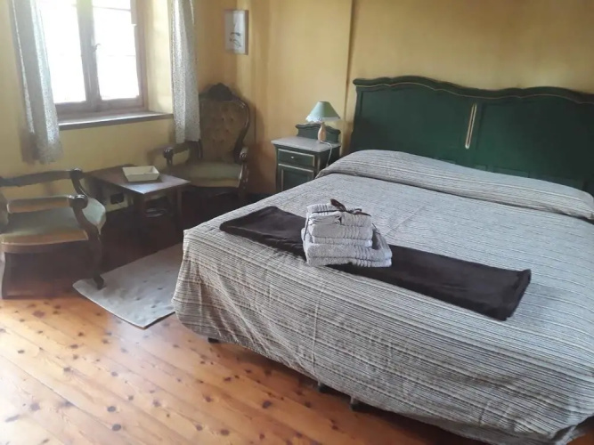 B&B Moneia