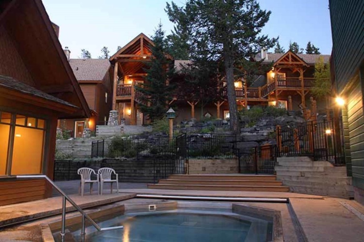 Emerald Lake Lodge photo 13