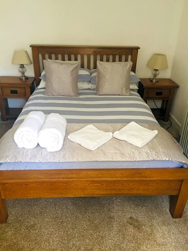 2 Bedrooms Cottage