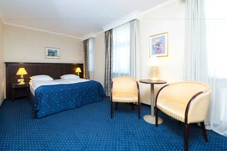Gertrude Hotel