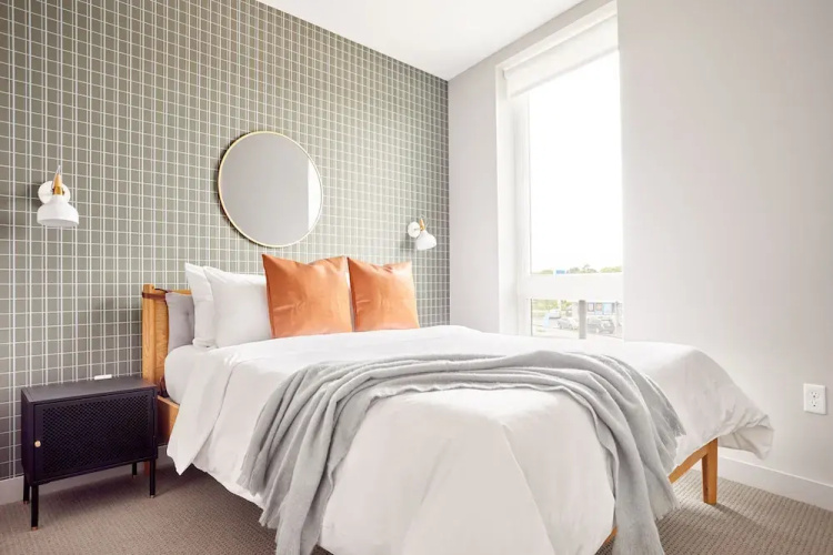 Sonder — Luna Apartments