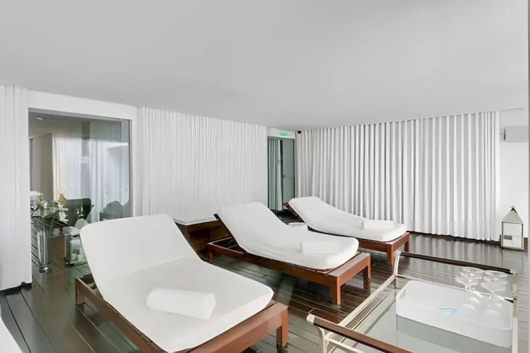 Oceana Suites Yoo