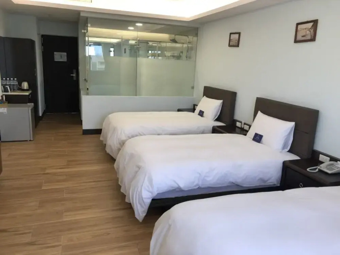 Menippe Hotel