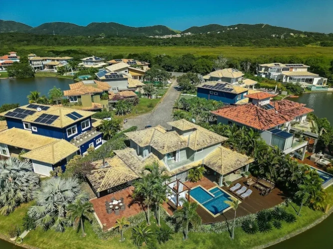 4 Bedrooms Deluxe Cottage with balcony and with lake view