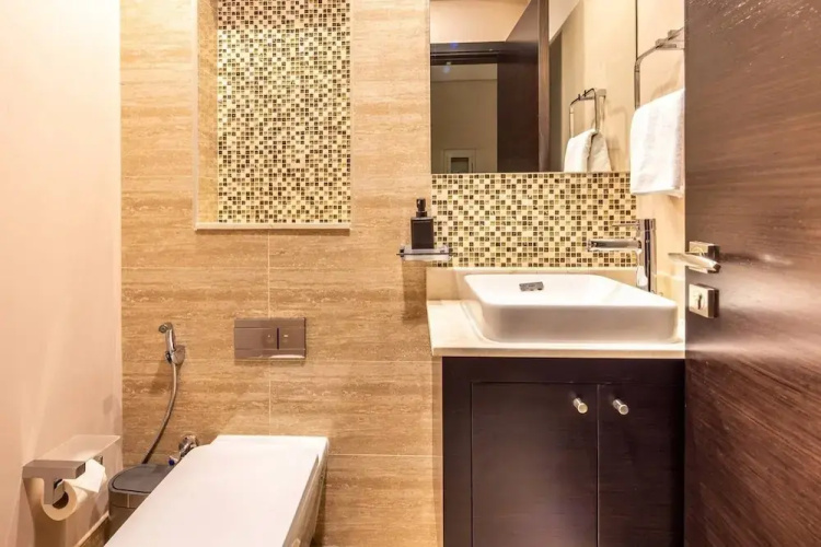 Plush 3BR w/ Study in Prime District - Downtown Dubai!