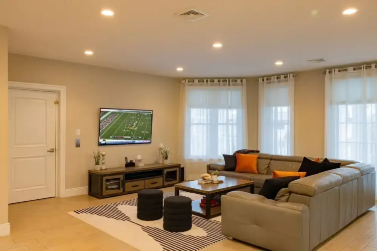 Spacious 6BR Beach Home With Elevator Heated Pool - Ideal for Family Vacations