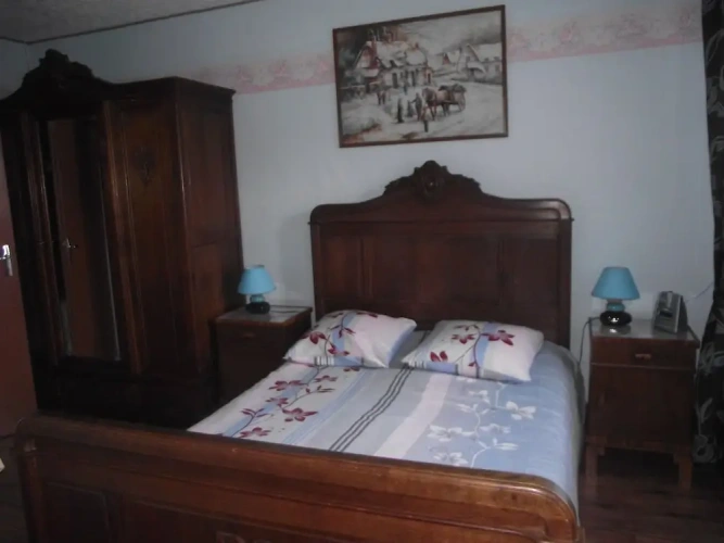 Standard Triple room
