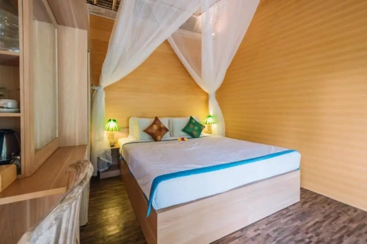 Double room with balcony and with view