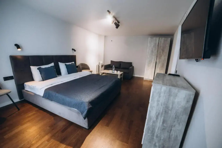 Hotel Avalon