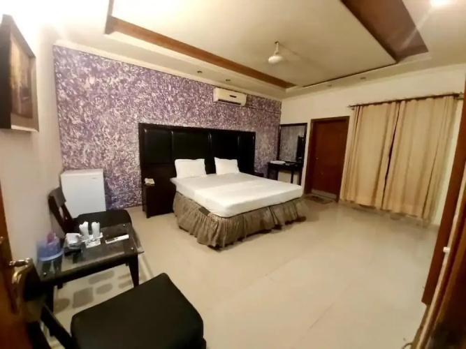New Look Hotel